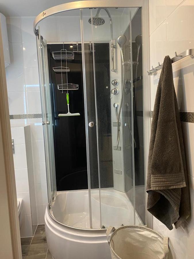 슈비노우이스쳬 Fenix Apartament 아파트 외부 사진